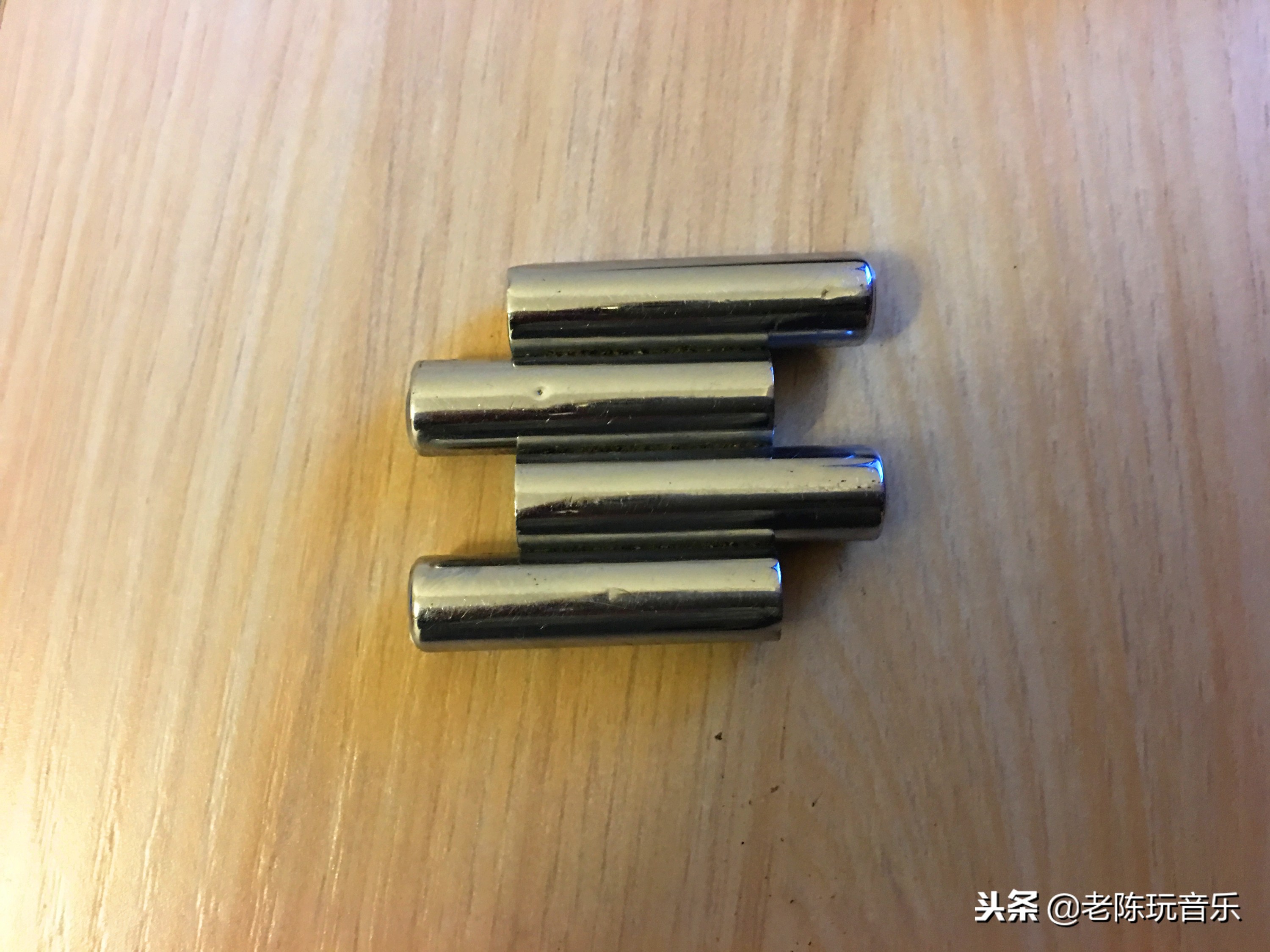 调音器调大提琴的方法,大提琴怎么用调音器调