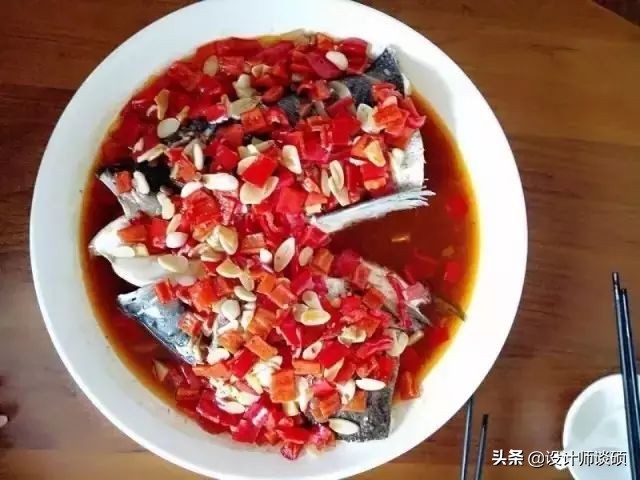 这个40岁大叔为钓鱼租下一座岛,改造破屋成海景房!