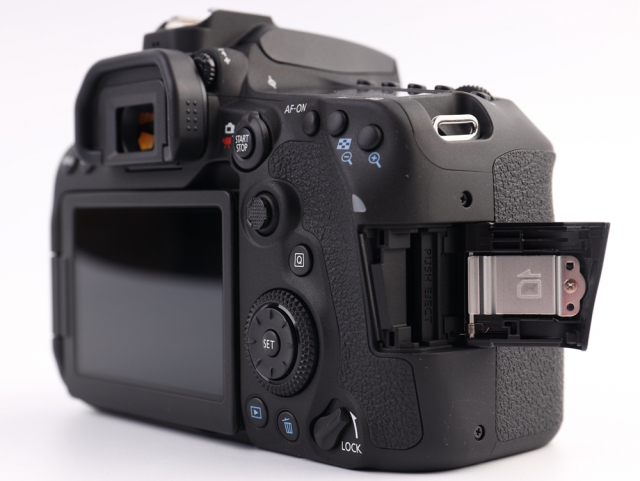 佳能eos90d价格趋势,佳能eos90d镜头购买推荐