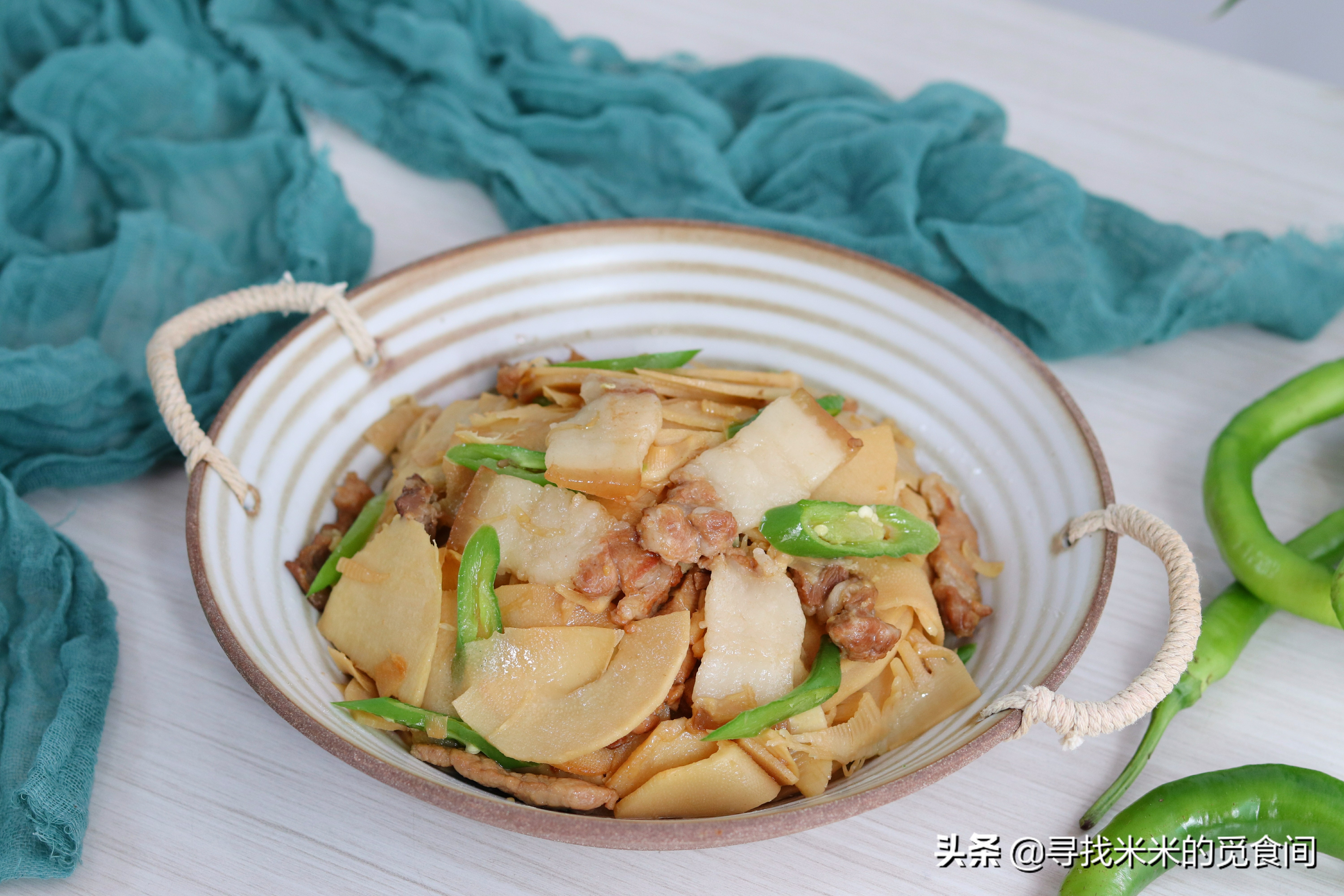 鲜竹笋小炒肉让春天变得可口美味,春笋炒肉片的最正宗做法