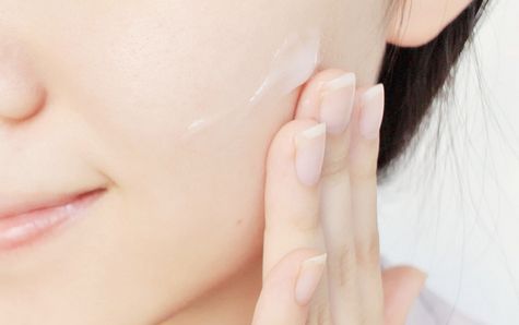 秋天来了为什么脸上脱皮瘙痒,秋天来了皮肤瘙痒怎么办