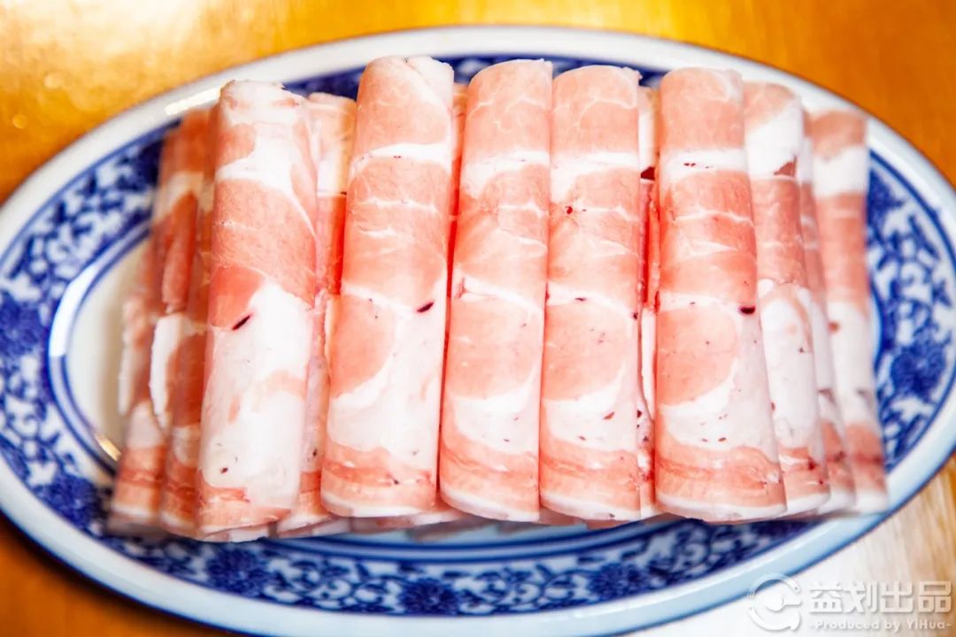 东北菜炭火铜锅涮羊肉,北方正宗铜锅涮羊肉