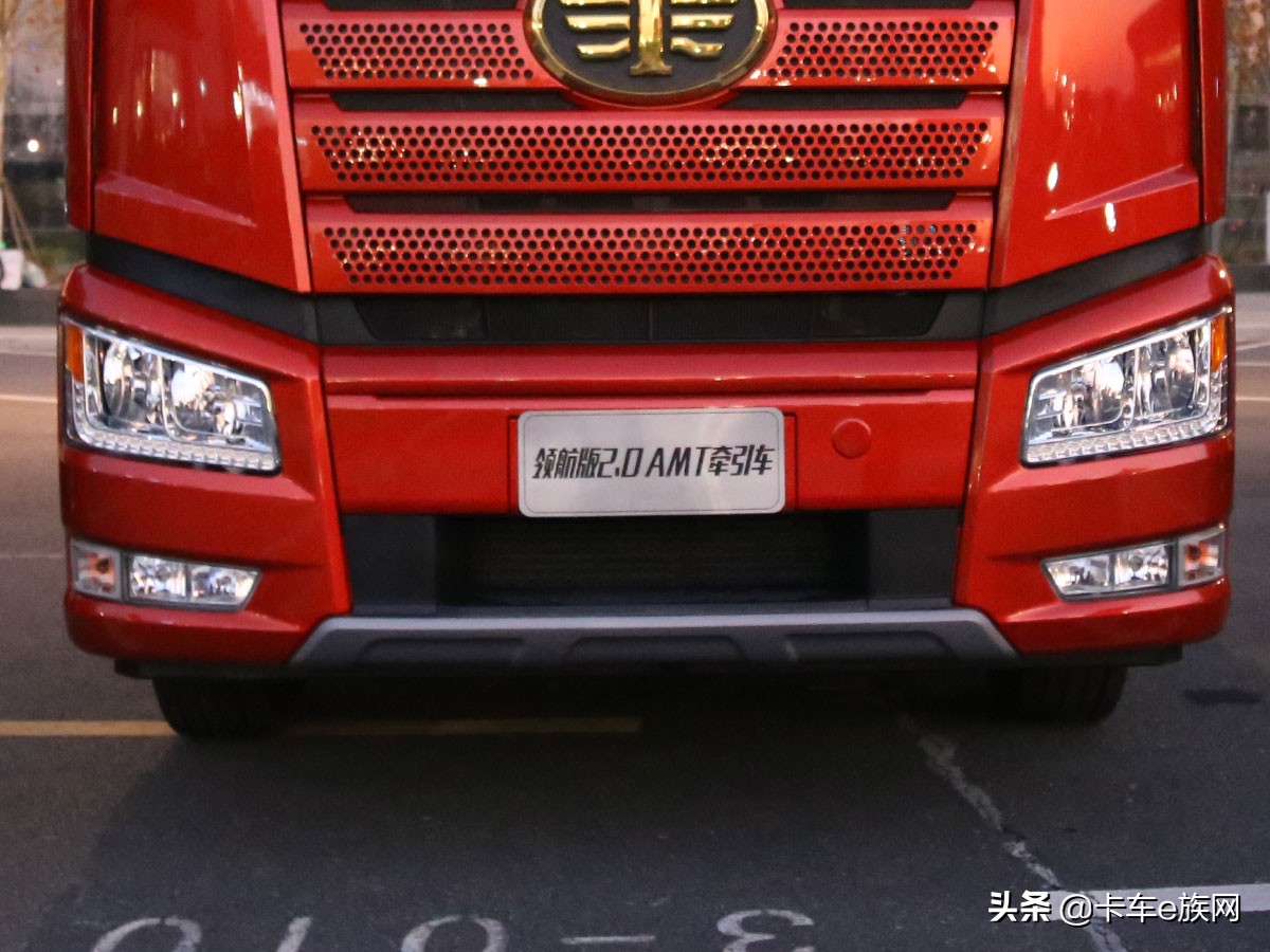 550马力发动机+AMT变速箱详解自重仅8.3吨的J6P领航版2.0