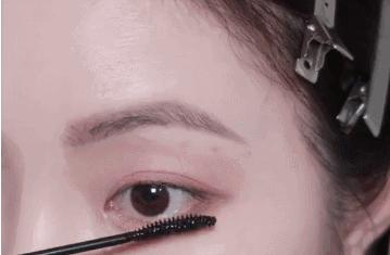 周冬雨最近的妆容教程,周冬雨淡妆