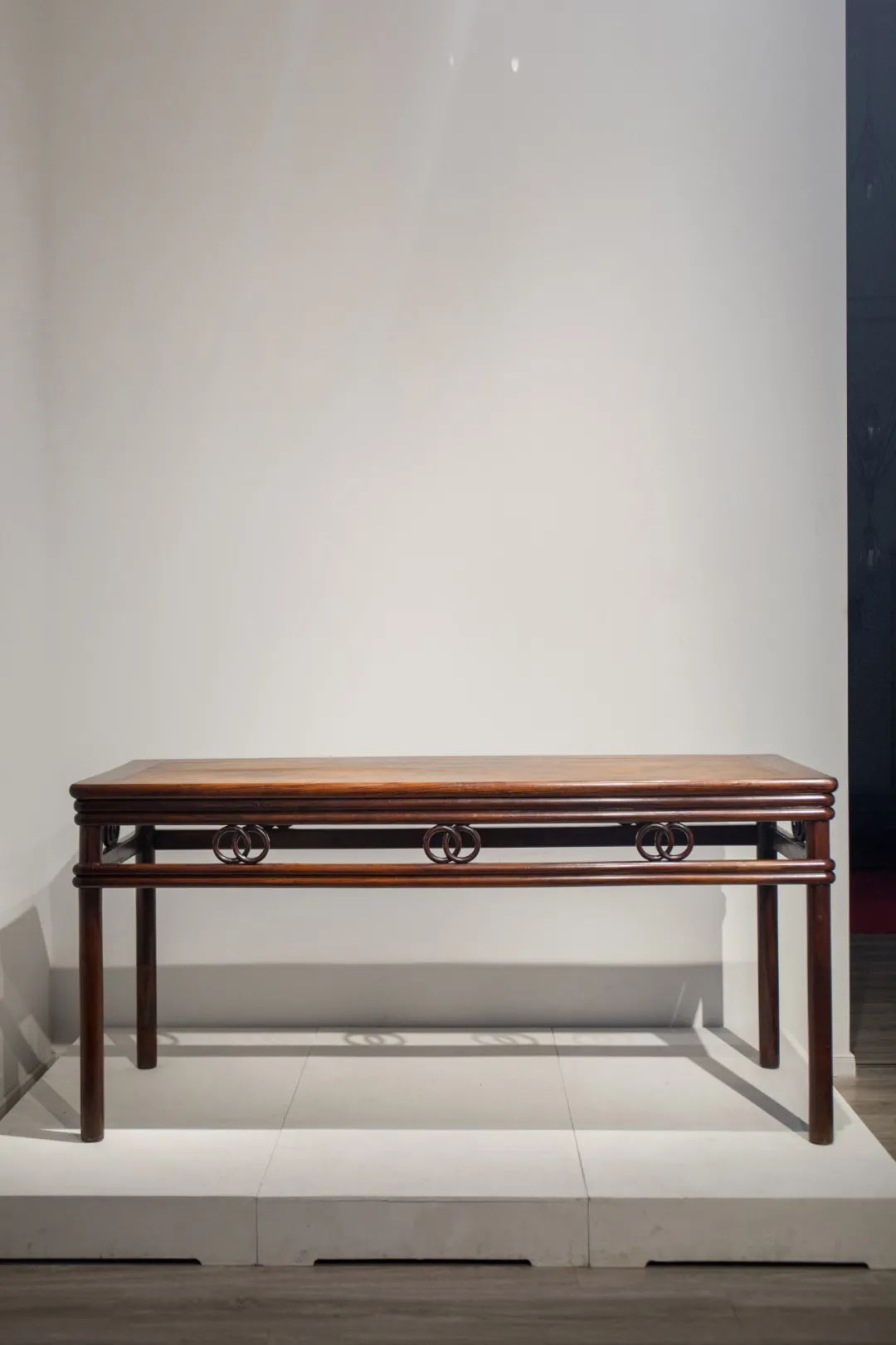 画桌角的专用工具,画桌专用桌