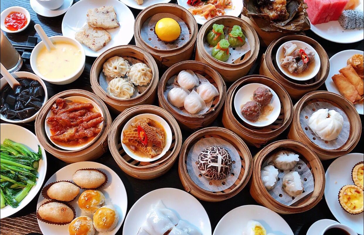 密子君吃了23道菜,密子君吃一大碗甜品