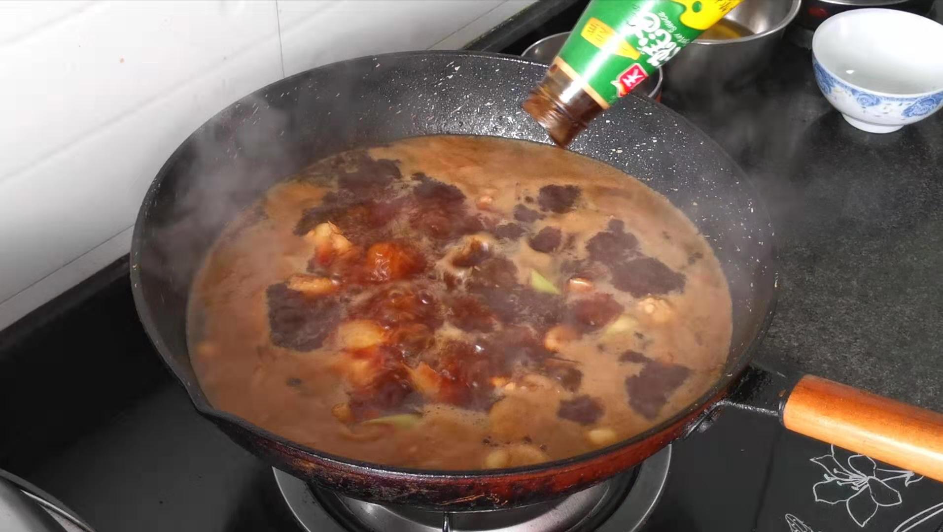 炖鸡肉中途关火再炖能熟么,炖鸡肉切记不要焯水和直接下锅