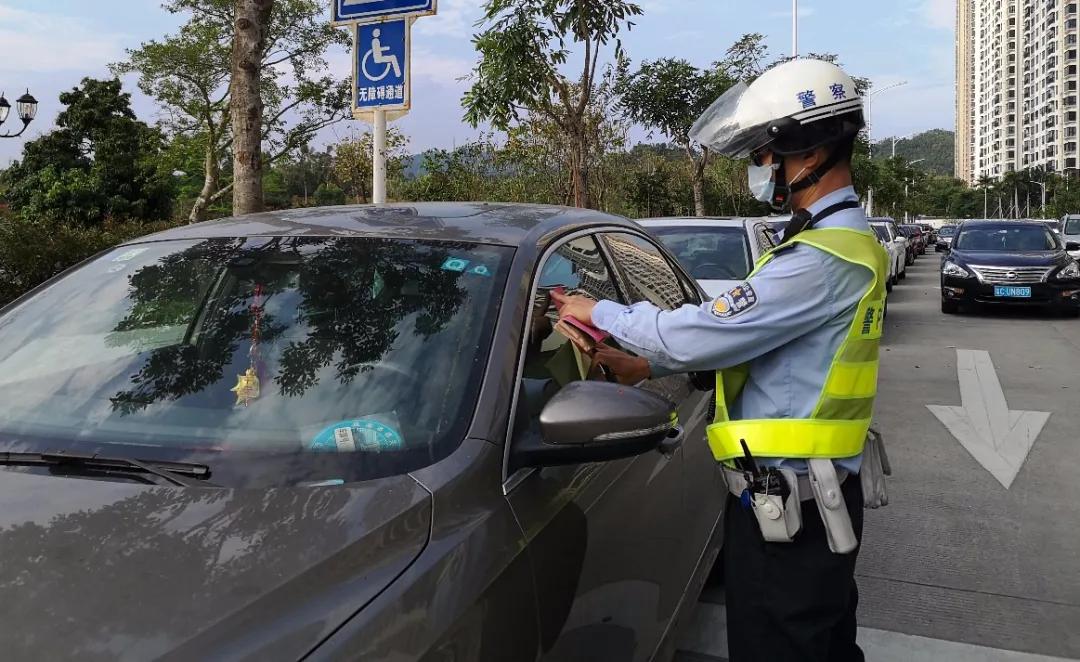 网友的一番留言,竟让珠海街头大量车辆突然消失!街坊纷纷拍手叫好!