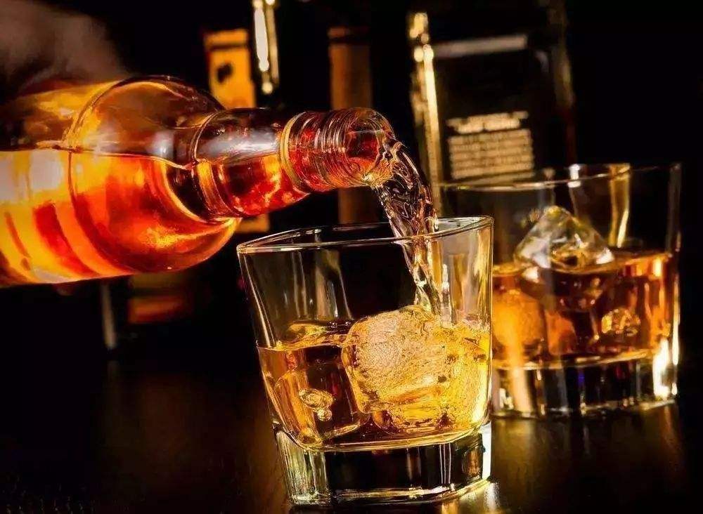 哪些洋酒好喝不贵,不贵好喝的洋酒