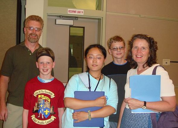 绵阳南山实验和南山双语哪个更好,绵阳南山中学和南山双语