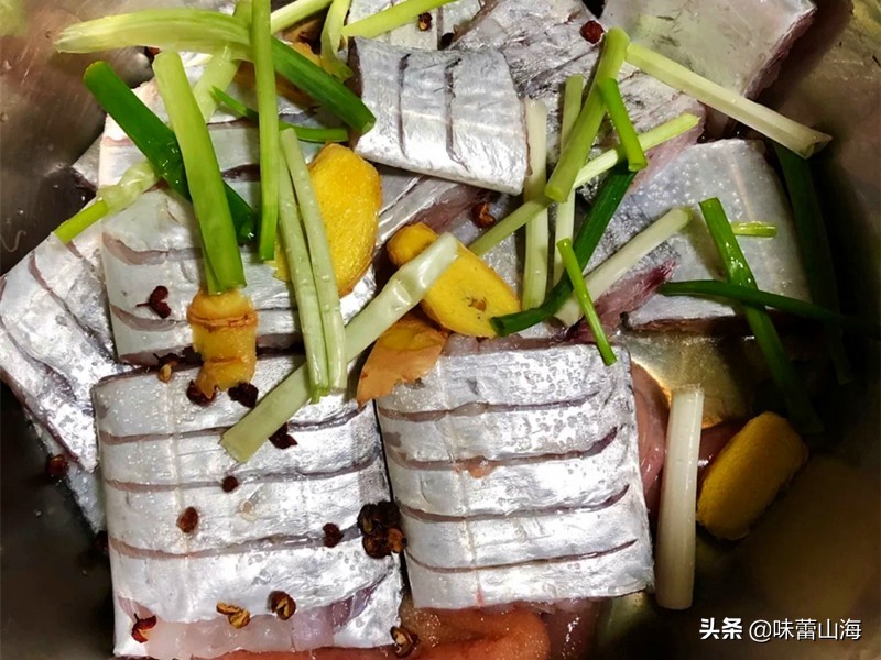 清蒸带鱼用哪产的带鱼,腌制带鱼的最正确清蒸带鱼方法