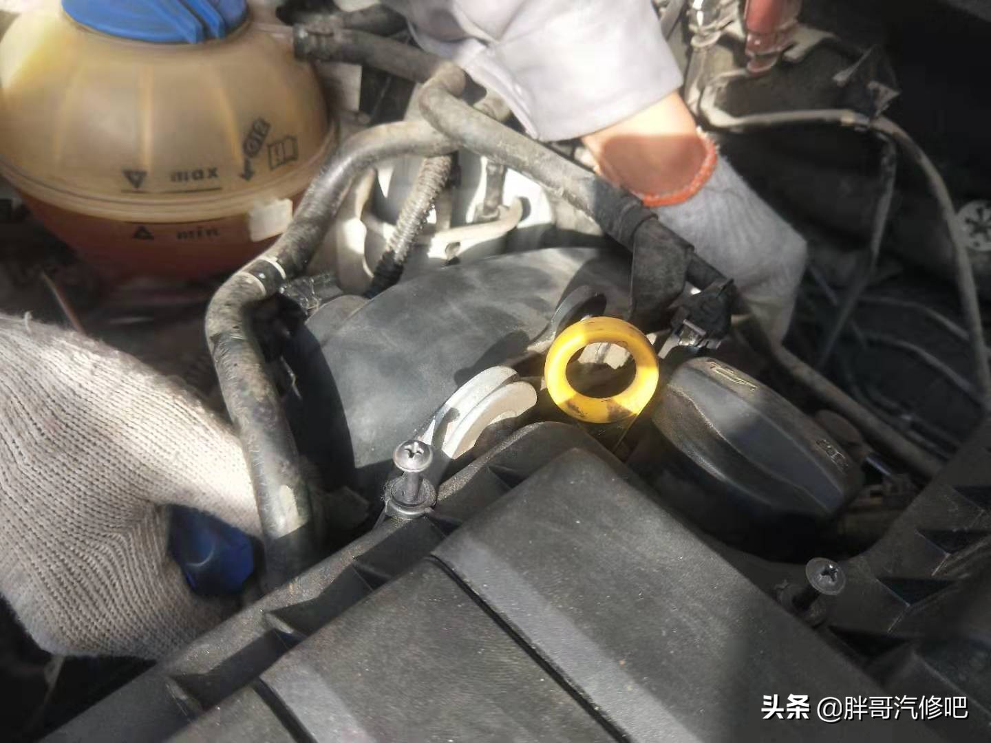 大众ea211发动机正时皮带更换时间,大众ea211发动机1.6涨紧轮