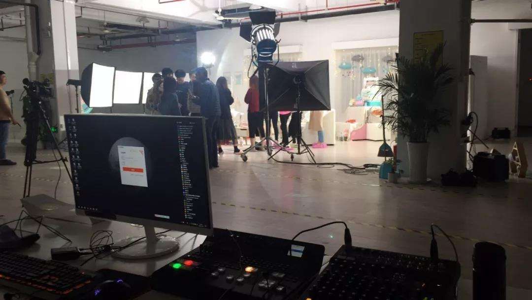 快速发展和红利期,珠宝直播运营新职业,了解一下?