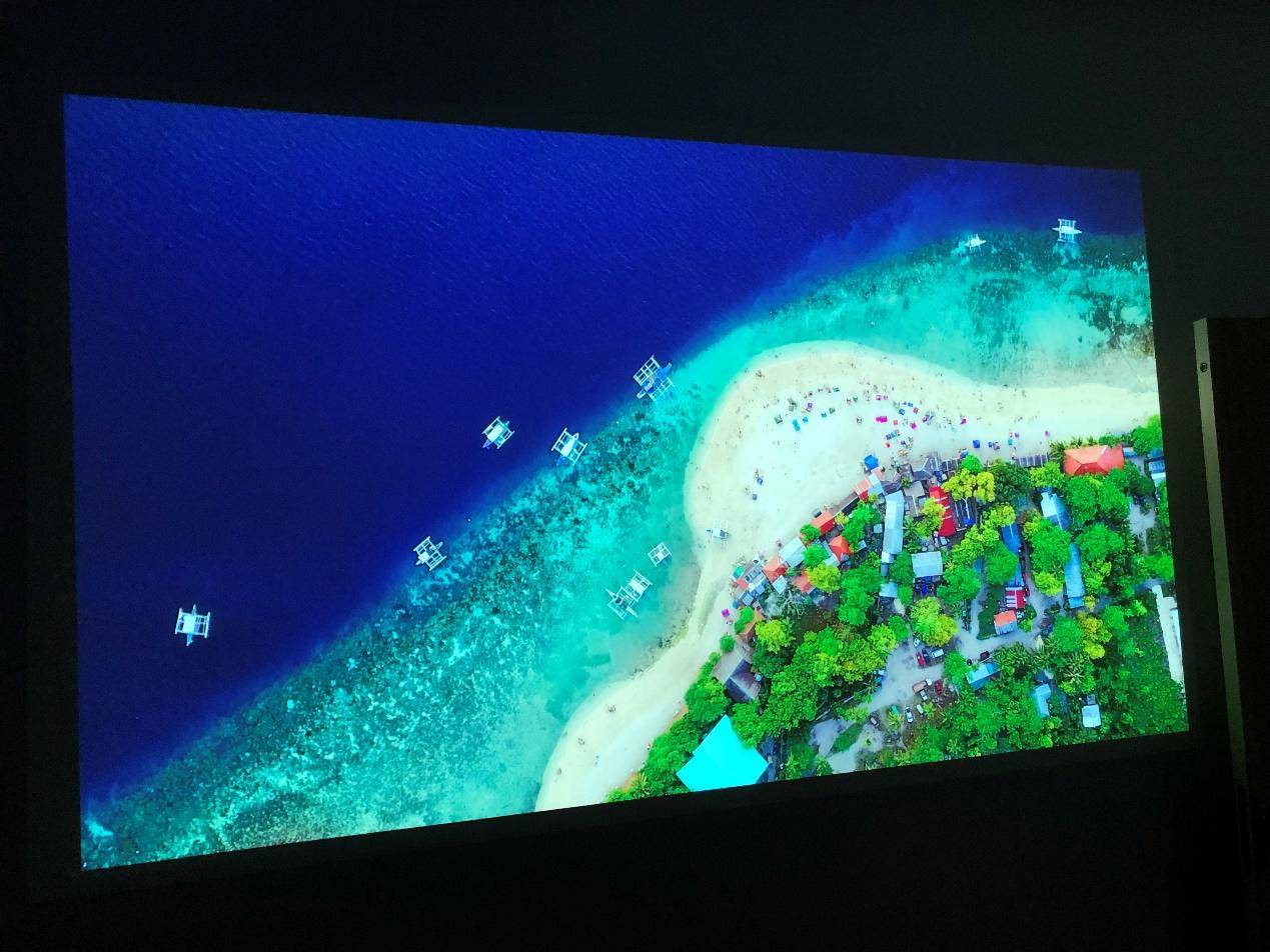 让人眼前一亮的高科技产品,坚果x3投影的测评