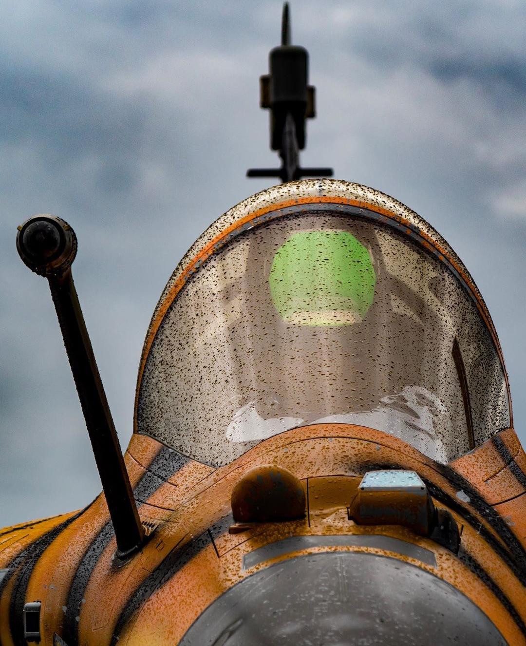 达索阵风战斗机vs布加迪,法国达索阵风