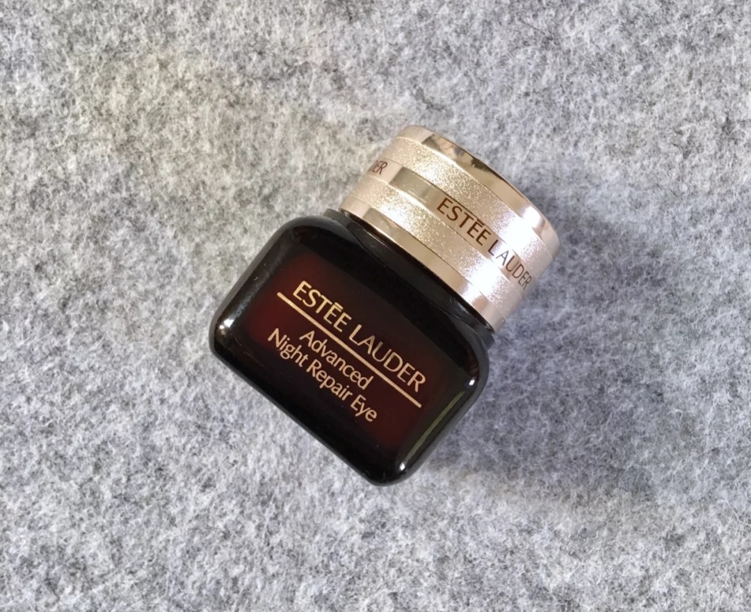 30多岁适合兰蔻眼霜,兰蔻鱼子酱眼霜好用吗