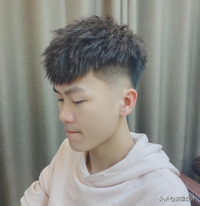 男士毛寸发型图解2020流行短发,30-40岁男士方脸短发发型稳重