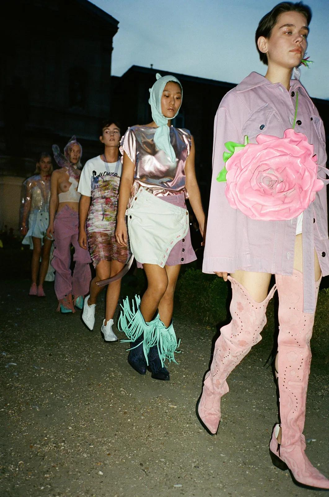 蔡徐坤跨界设计师,蔡徐坤合作设计师