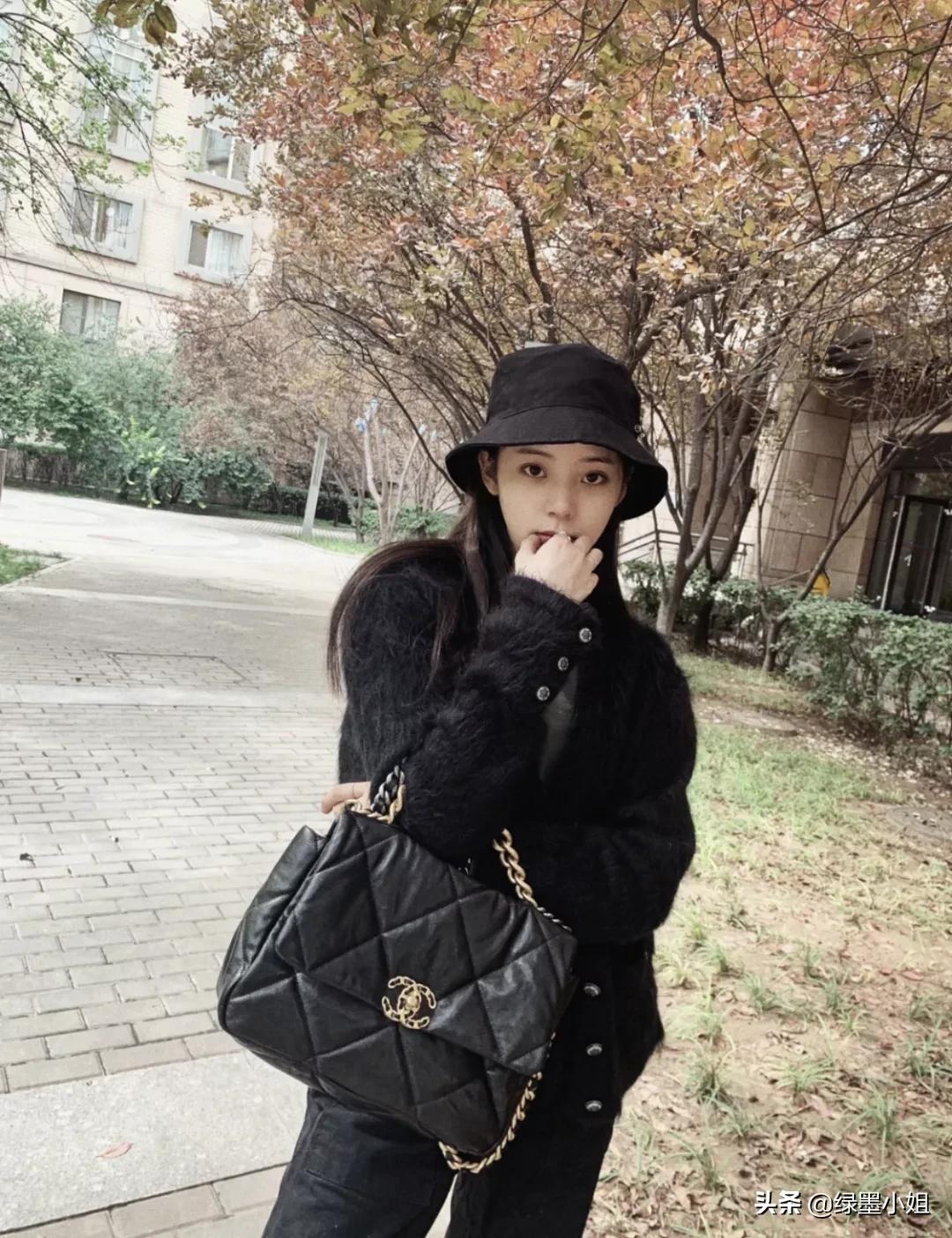 欧阳娜娜所有的包包,欧阳娜娜便宜的包包