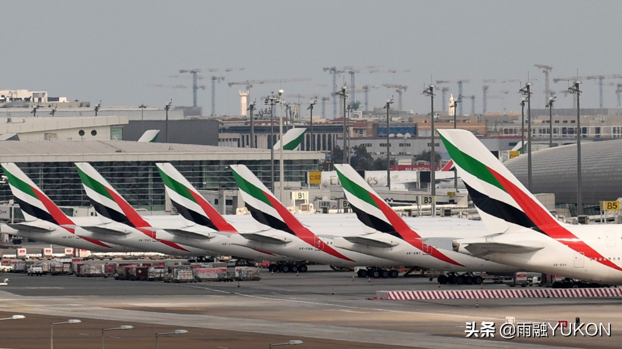 中东经济金融中心:曾经靠石油发家,如今靠航空业支撑约1/3亿GDP