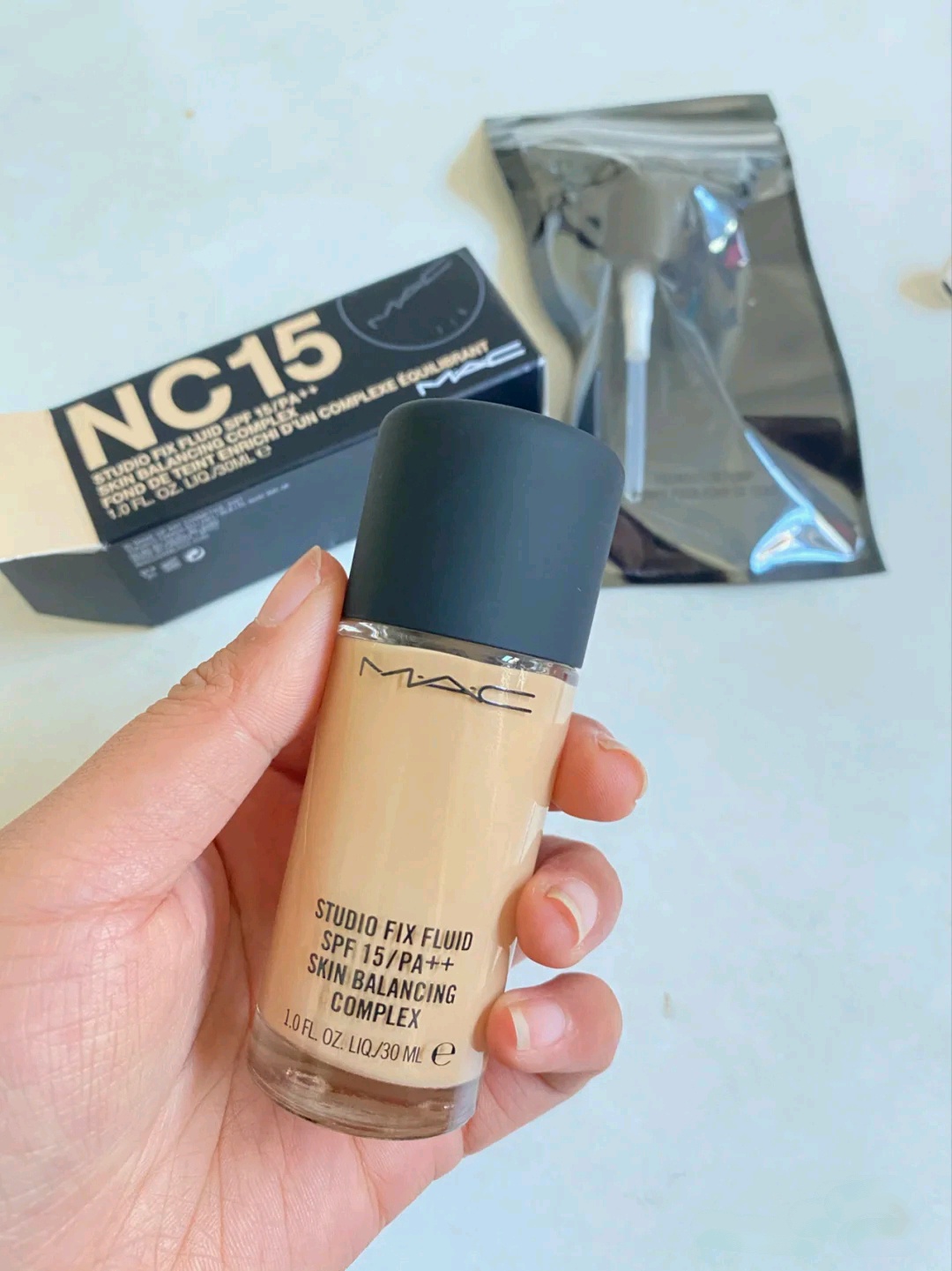 dw粉底液和兰蔻持妆粉底液对比,四大品牌粉底液遮瑕持久不脱妆