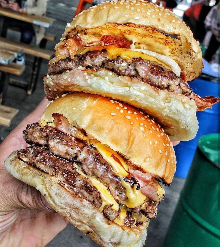 汉堡是健康食品还是垃圾食品,汉堡是垃圾食品还是健康食物