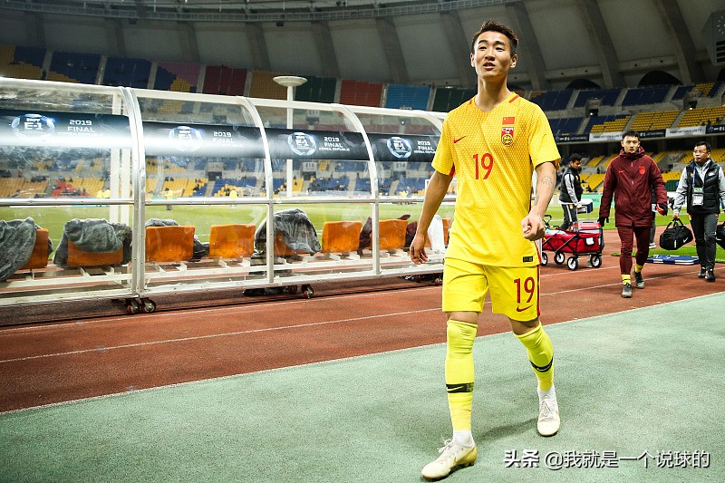 韦世豪中国杯三四名,中国足坛帅哥韦世豪