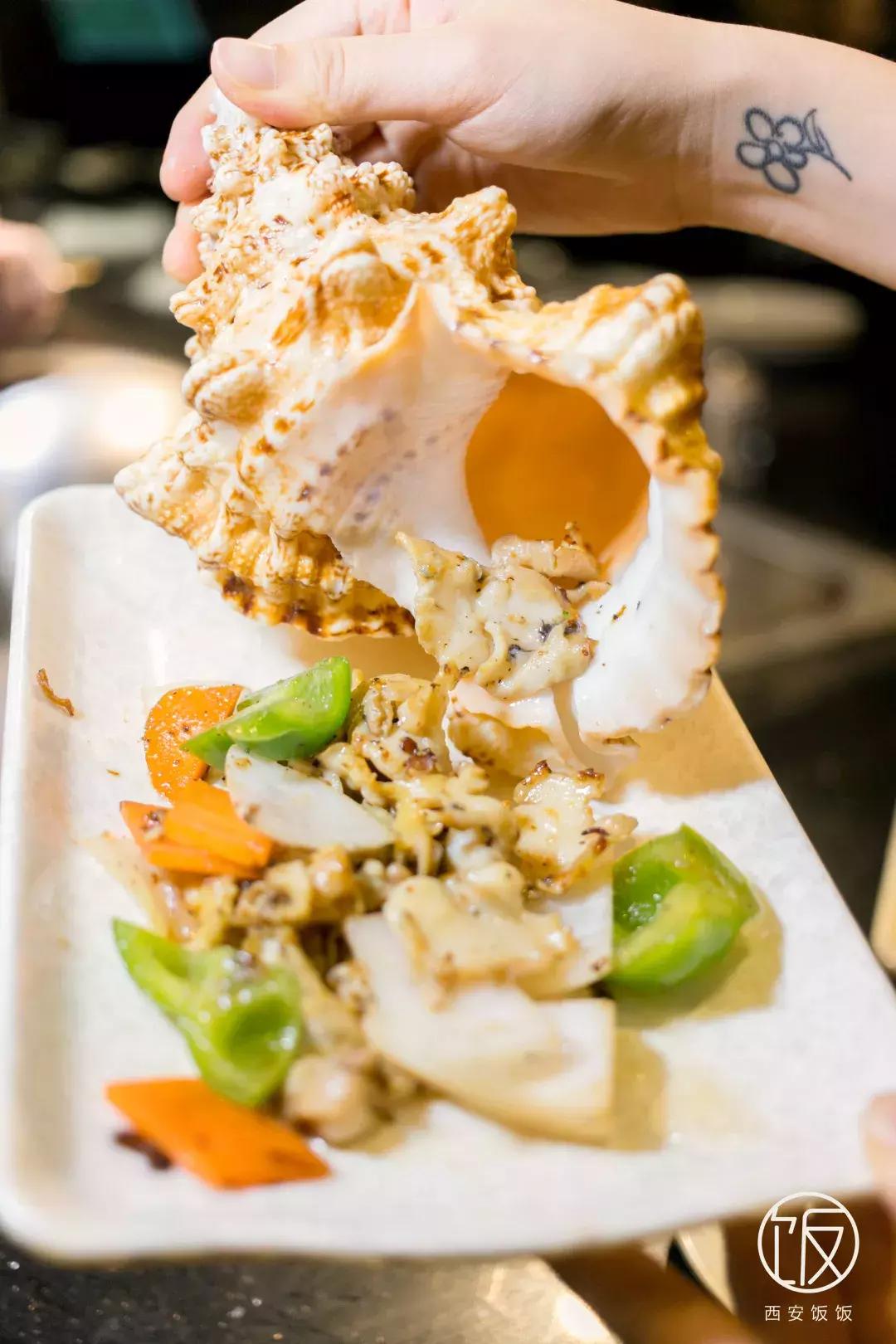 铁板多次烧红会怎么样,铁板上面放油一烧就蒸发了