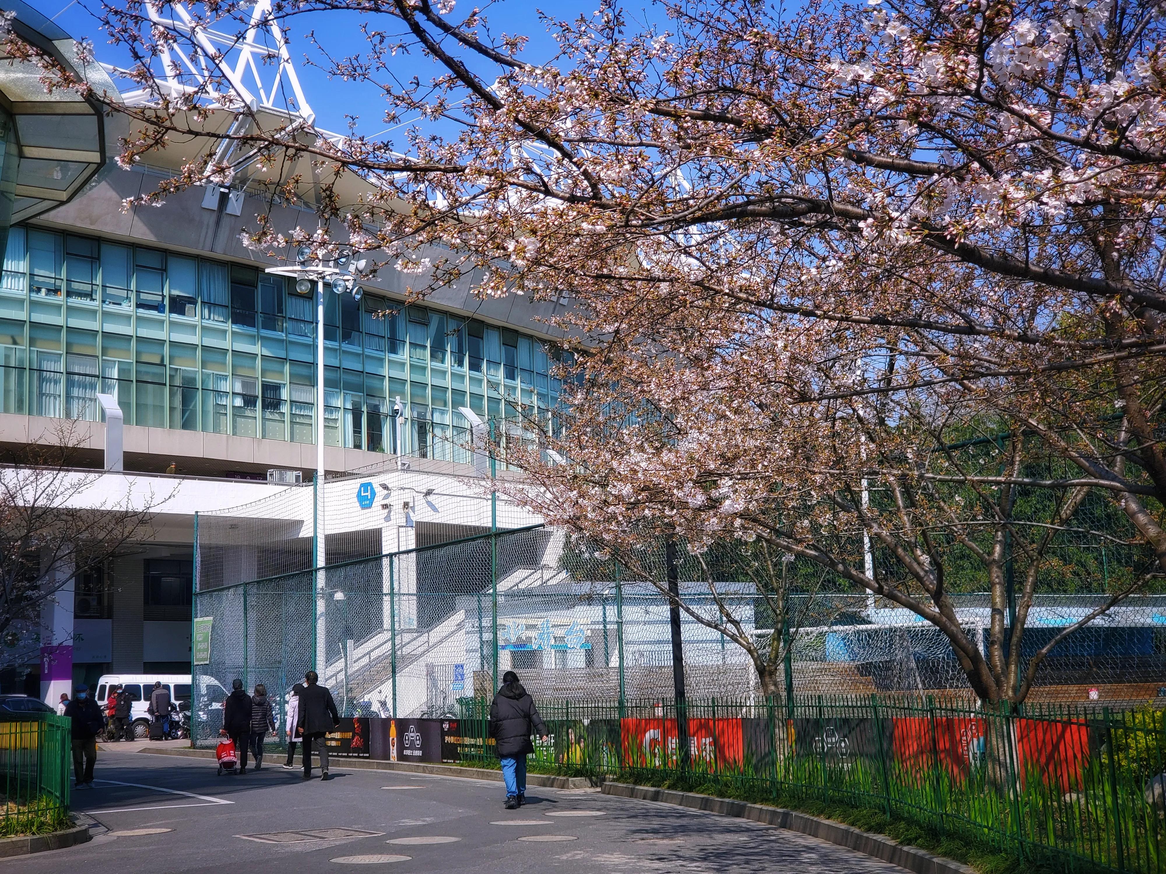 上海最高的地铁站虹口足球场站,上海德比虹口足球场地铁站