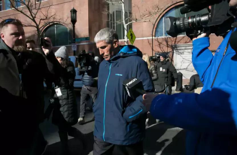 美国名校录取造假风波,美国名校招生爆出的惊天丑闻