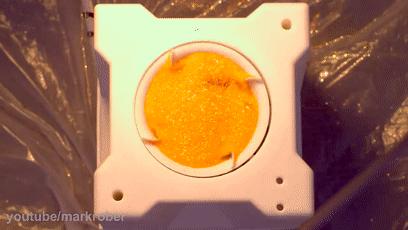 工程师制作闪光臭屁包裹，专治偷快递的*贼毛**