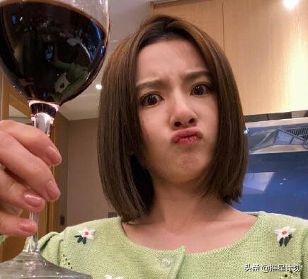 宋祖儿深夜醉酒踢人完整版,宋祖儿醉酒事件