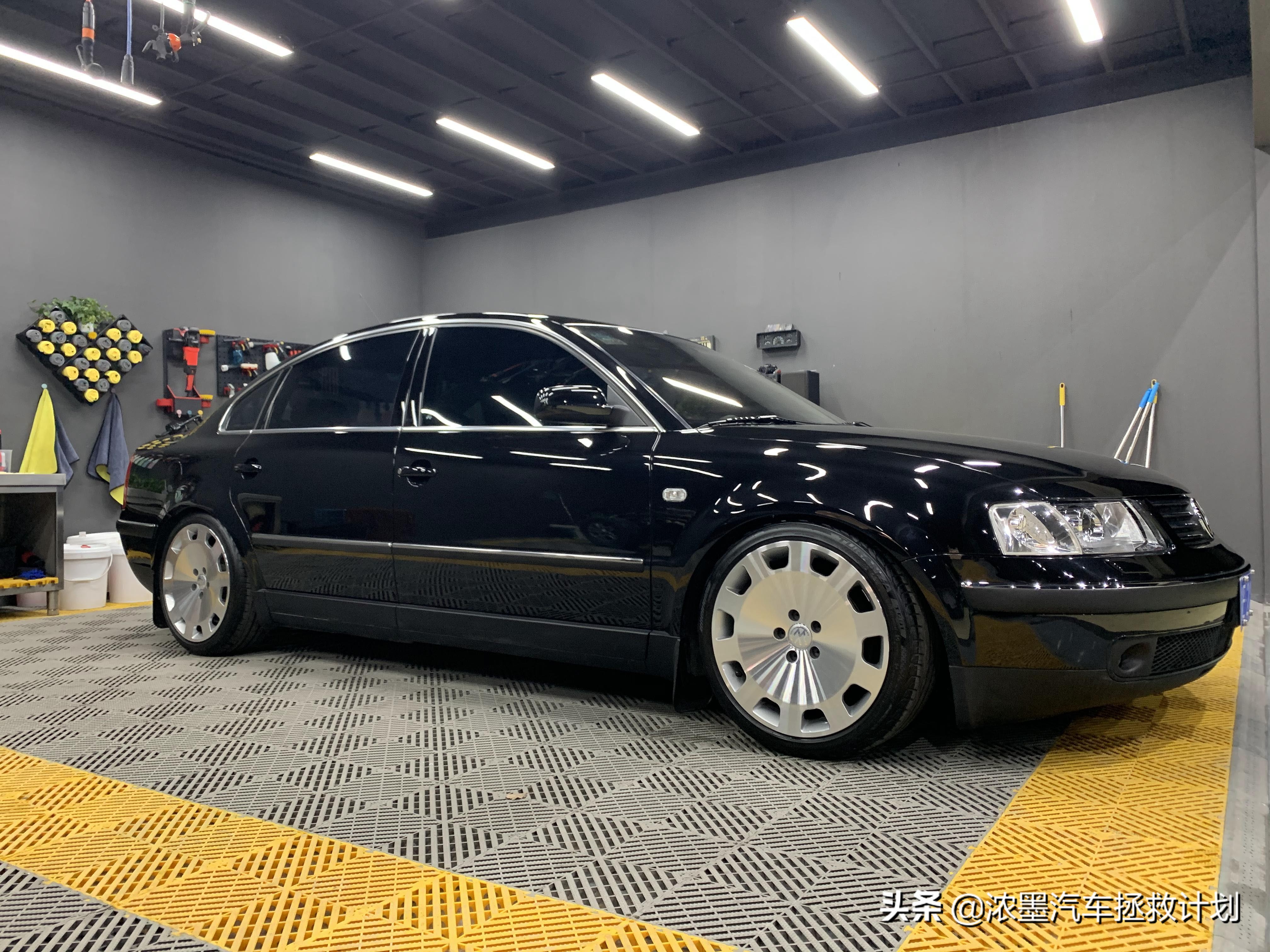 情怀老车帕萨特b5翻新,经典老车b5帕萨特翻新复活