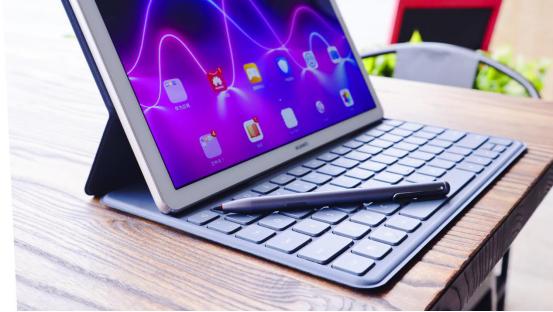 华为平板M6打破行业痛点的“平行视界”，是一项怎么样的黑科技？