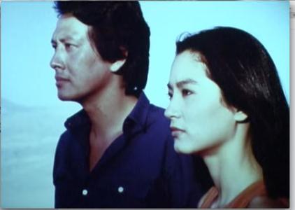 张震爸爸年轻的时候照片 (香港演员张震他爸)