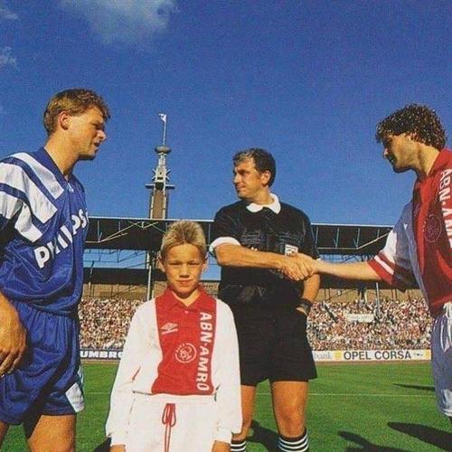 巴萨史上最伟大的十大球星,巴萨十大传奇球星第一人