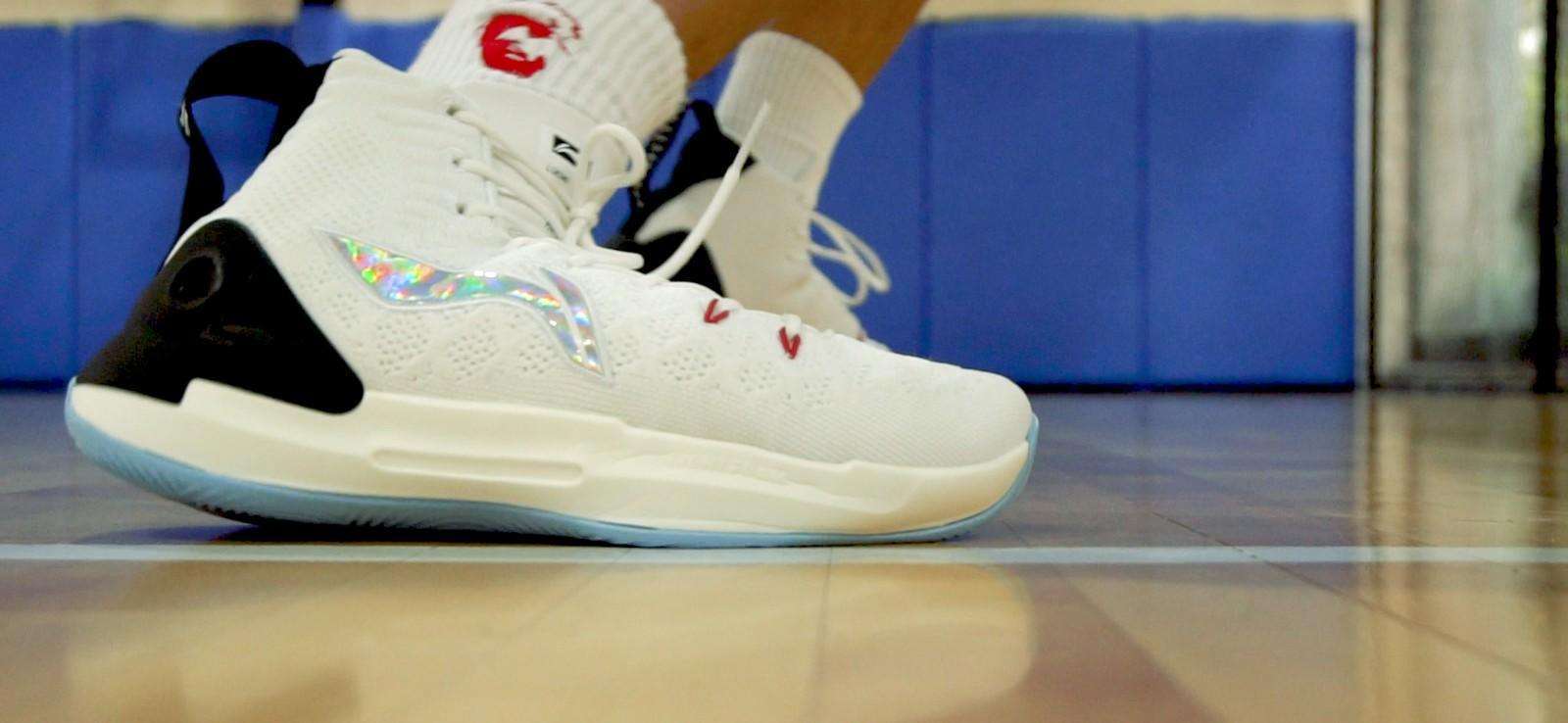 高帮鞋好还是低帮的鞋实战好用,好看的实战鞋高帮