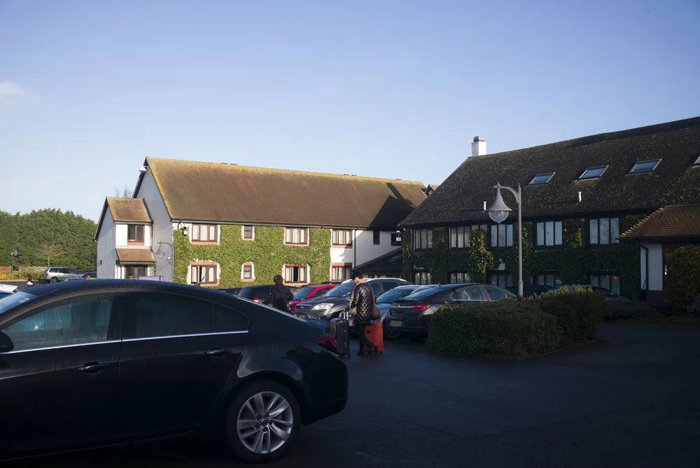 英伦小屋卧室设计,英伦小屋木门