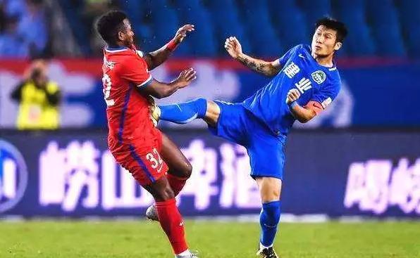 中超第一恶人又被罚了脚踢外援挑衅裁判主队球迷竟然还护短