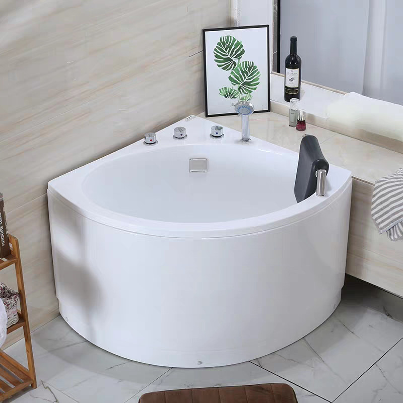 主卧室装修小户型带厕所带浴缸,小户型浴缸淋浴房并存干湿分离