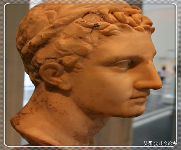 秦始皇为什么让工匠雕塑兵马俑,秦始皇兵马俑是古希腊艺术品对吗