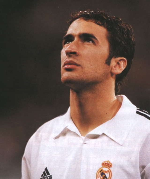 天下足球十大煽情文案莫泊桑,天下足球十大煽情文案经典语录