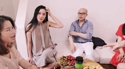 我只是比你长大一步而已文案,我只是比你早一步走上人生的道路