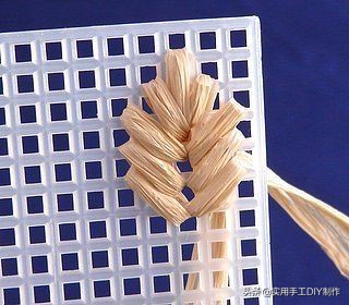 用纸箱织垫子视频教程,用袋子做垫子视频教程