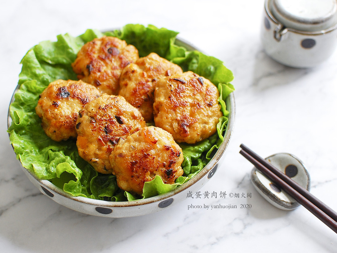 香煎莲藕肉饼的做法,香煎肉饼的家常做法