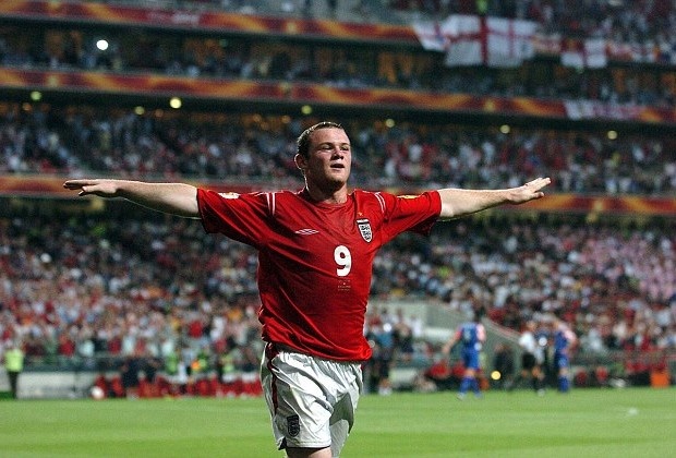 2年前他宣布在国家队退役，2004年黄金一代正式谢幕