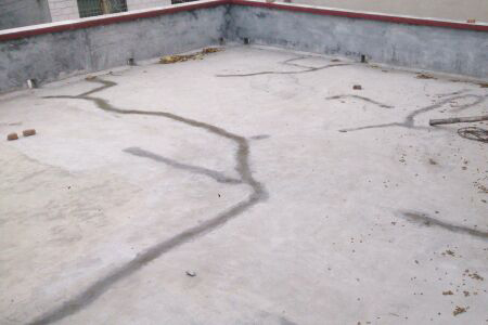 平房屋顶漏水用什么材料做防水好,平房屋顶漏水怎么处理