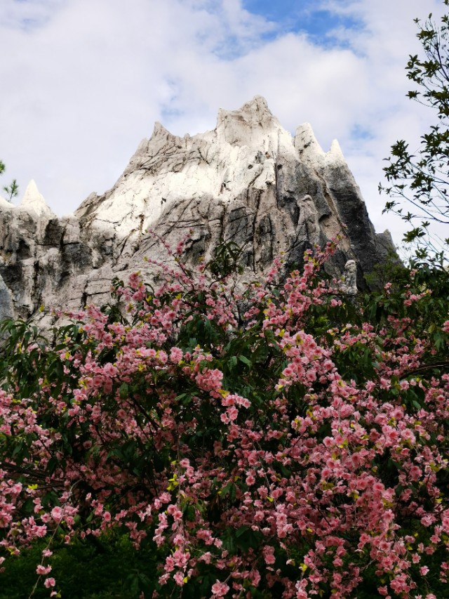 丽江千古情景位置,丽江千古情景区马帮广场