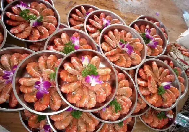 汕尾人吃海鲜,原来海边人是这样吃海螺的