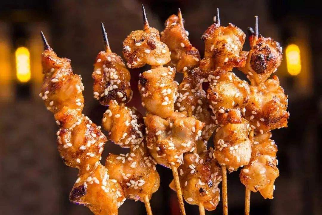 现在提倡摆地摊了吗,现在最流行的地摊美食